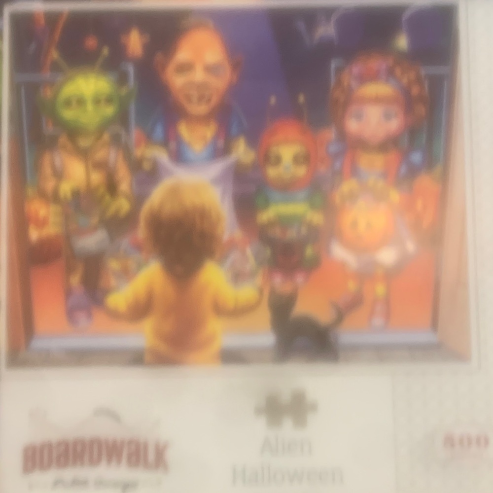 Puzzle by Boardwalk. 500ct. Alien Halloween